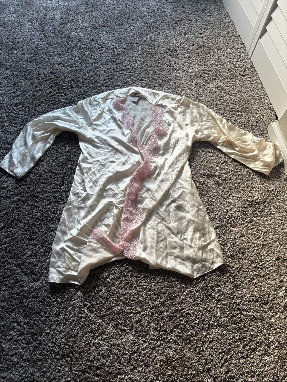 Nordstrom White Satin Robe with Pink Lace Trim